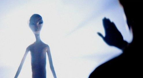 Alieni: Gli umani sono tra noi! – L’essere umano e gli incontri tanto declamati